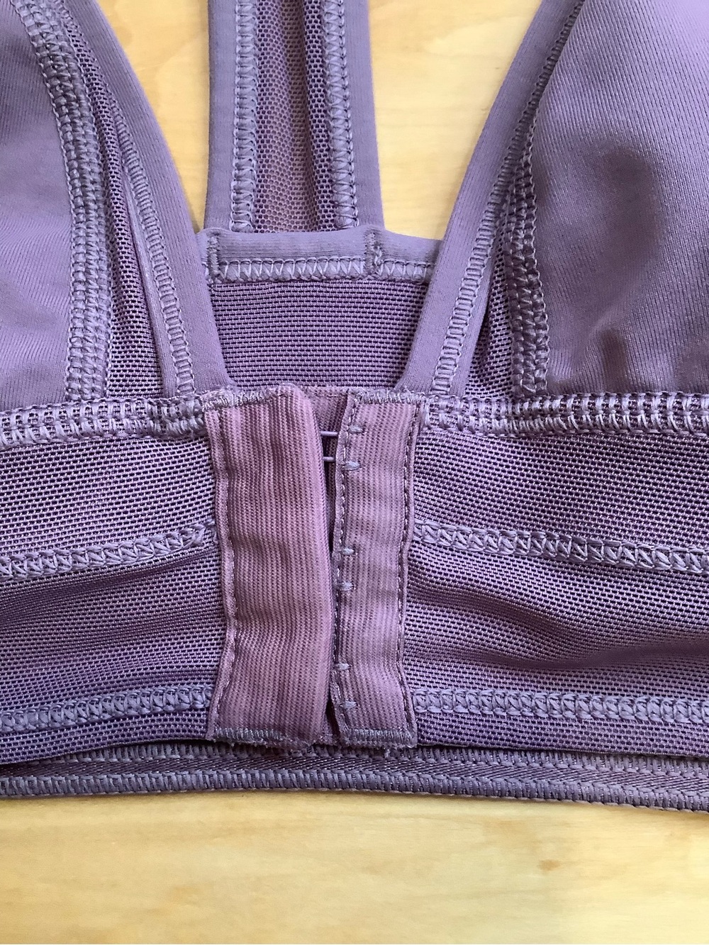 Lululemon Seek The Heat Bra Purple Fog Front Hooks Longline 10 - Picture 6 of 12